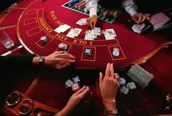 Keamanan berlapis aplikasi Batik9 – enkripsi data, autentikasi dua faktor, dan perlindungan privasi pengguna